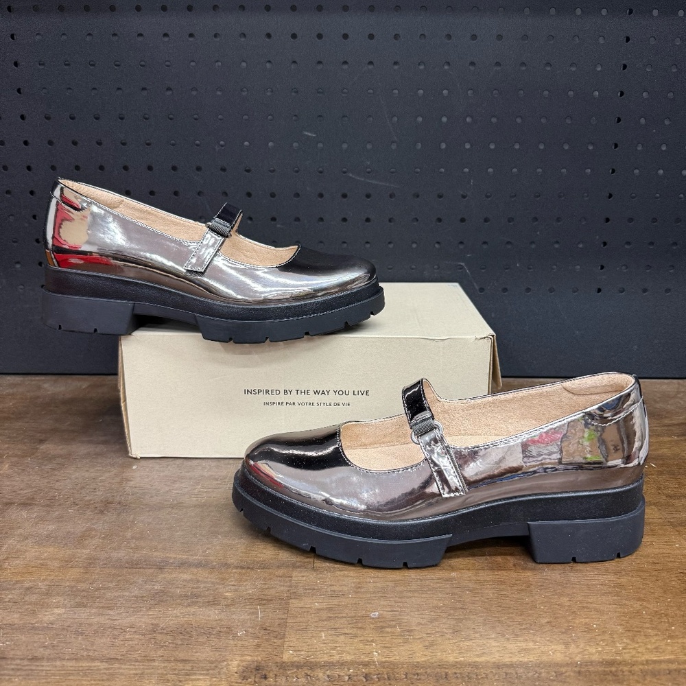 New W Box! Women's SOUL Naturalizer Olivet Mary Jane Silver Pewter Loafer Size 9